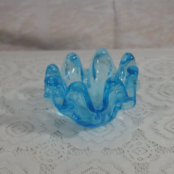 Vintage Light Blue Swung Bowl & Pressed Glass Cherry Pitcher MCM Art Glass Duo - Picture 3 of 4